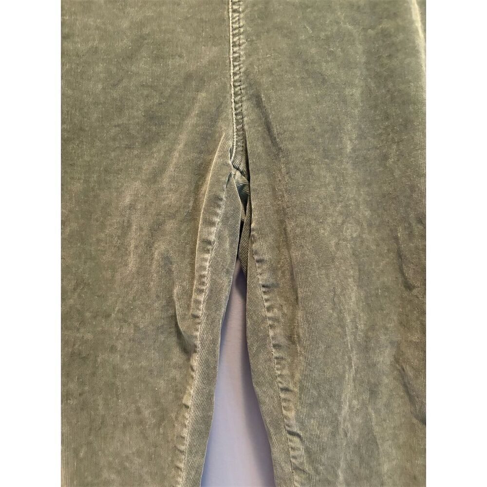 Miracle Body Women's Green Corduroy Dress Pants Size 8 Stretch Waist - Picture 3 of 7